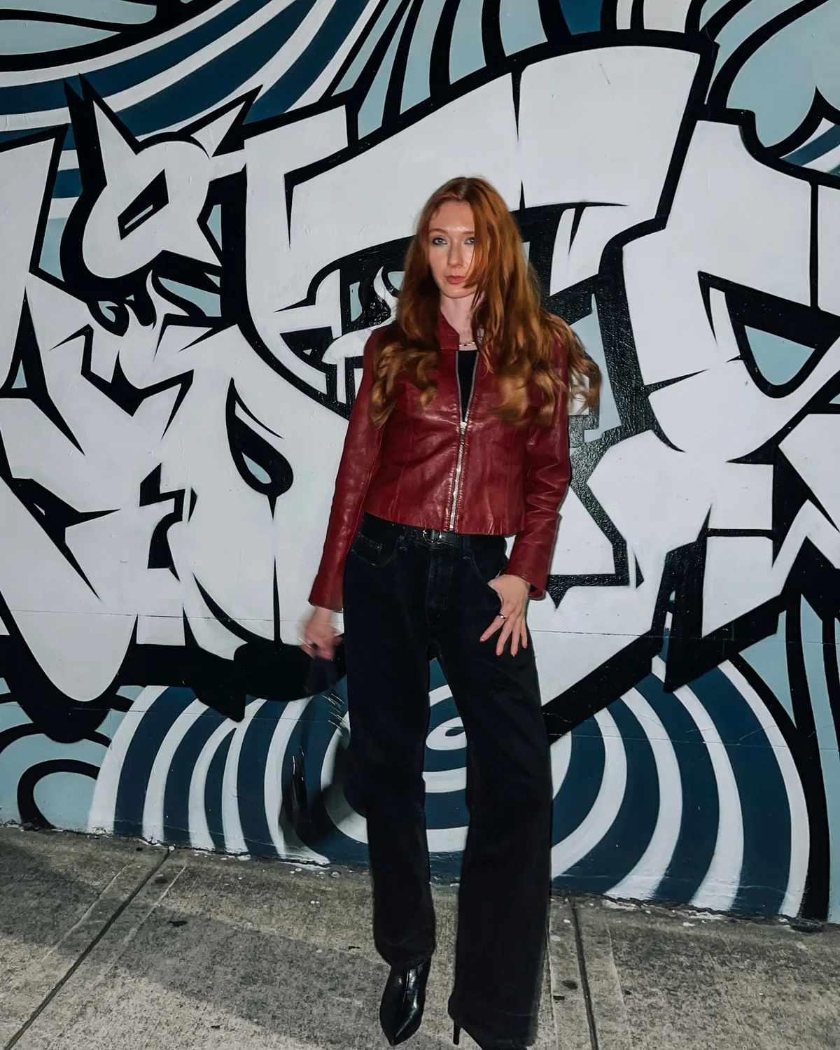 Top 3 Thrifting Tips From A (Self-Styled) Expert Thrifter 